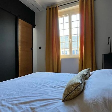 생발레리앙코 Quartier Historique Duplex 6Pers 아파트 외부 사진