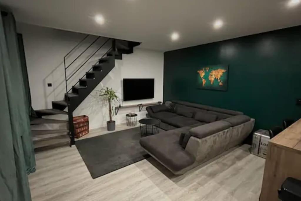 생발레리앙코 Quartier Historique Duplex 6Pers 아파트 외부 사진