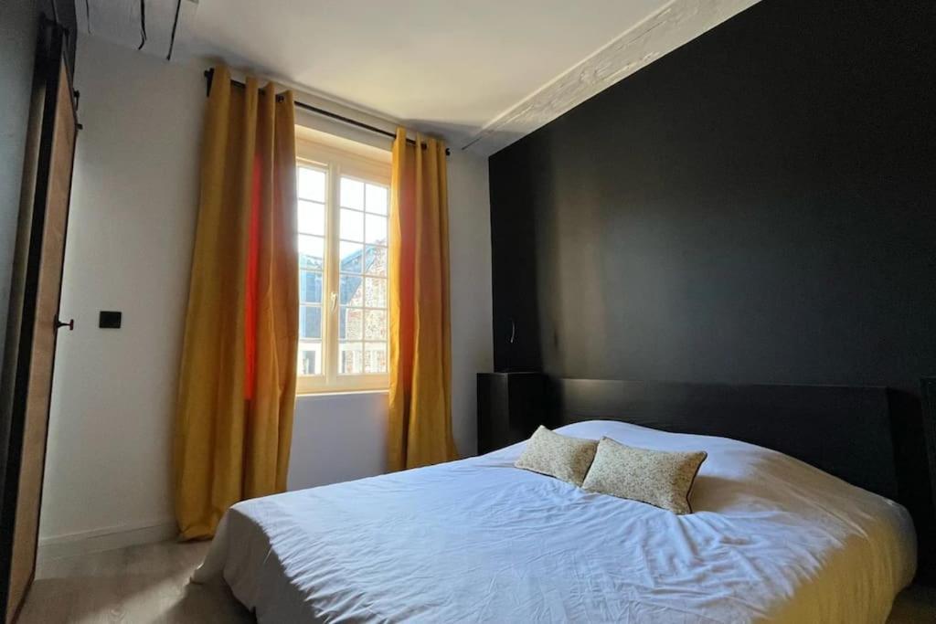 생발레리앙코 Quartier Historique Duplex 6Pers 아파트 외부 사진